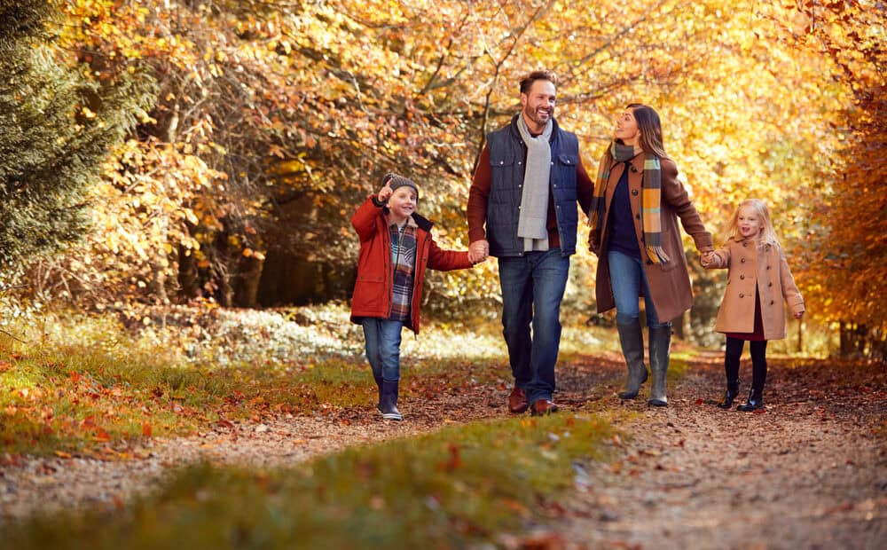 Family Fun: Explore the 5 Best Parks and Outdoor Spaces in Stoke-on-Trent with Azure Private Hire