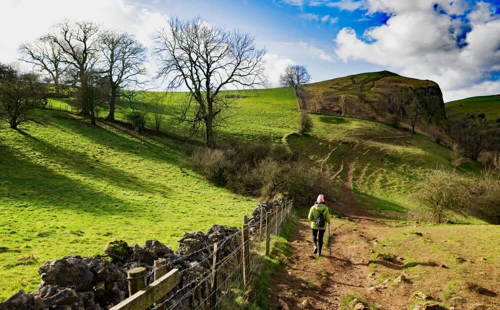 Top 5 Scenic Routes in Staffordshire: Discover the Beauty with Azure Private Hire