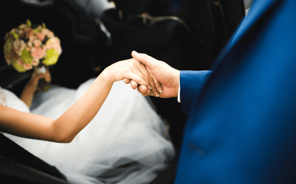 Who Provides the Best Luxury Wedding Car Service in Staffordshire and Cheshire?